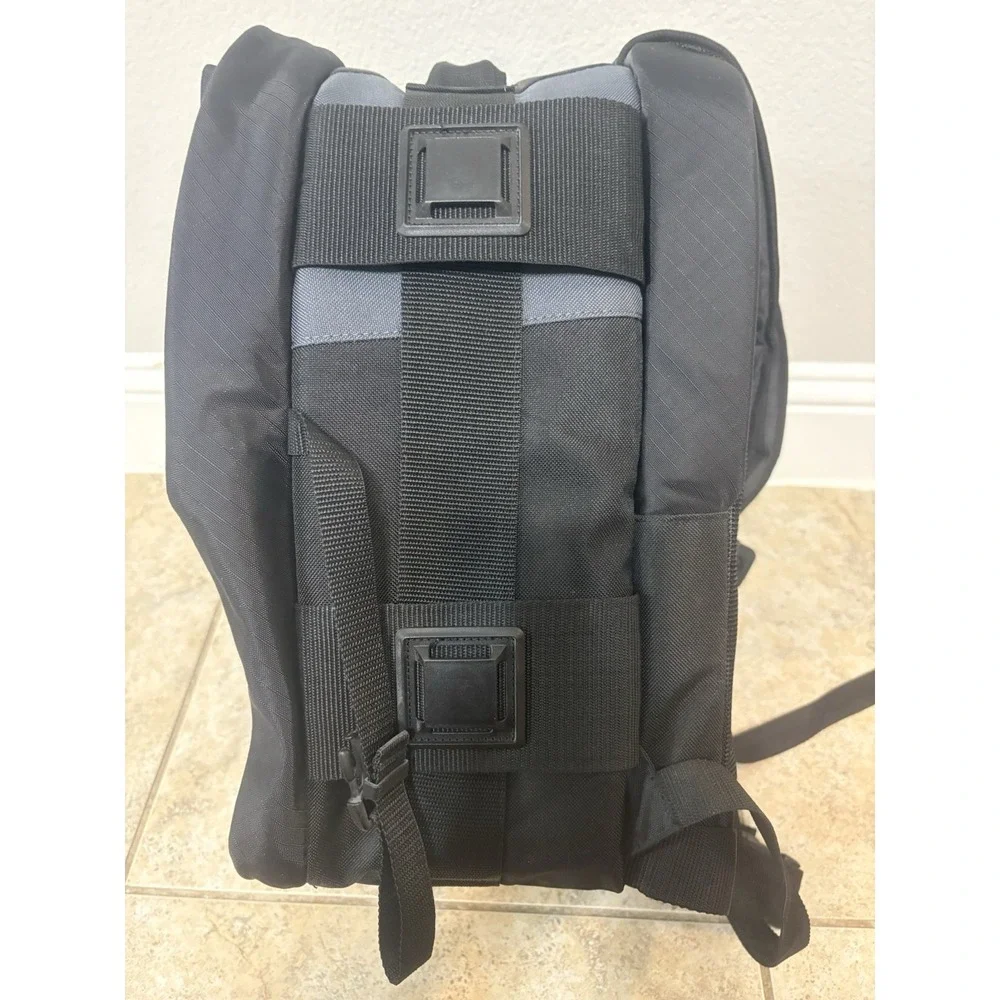 Tarmac Cyber Pack 6 Camera & Laptop Backpack Original Padding Dividers Black Gre